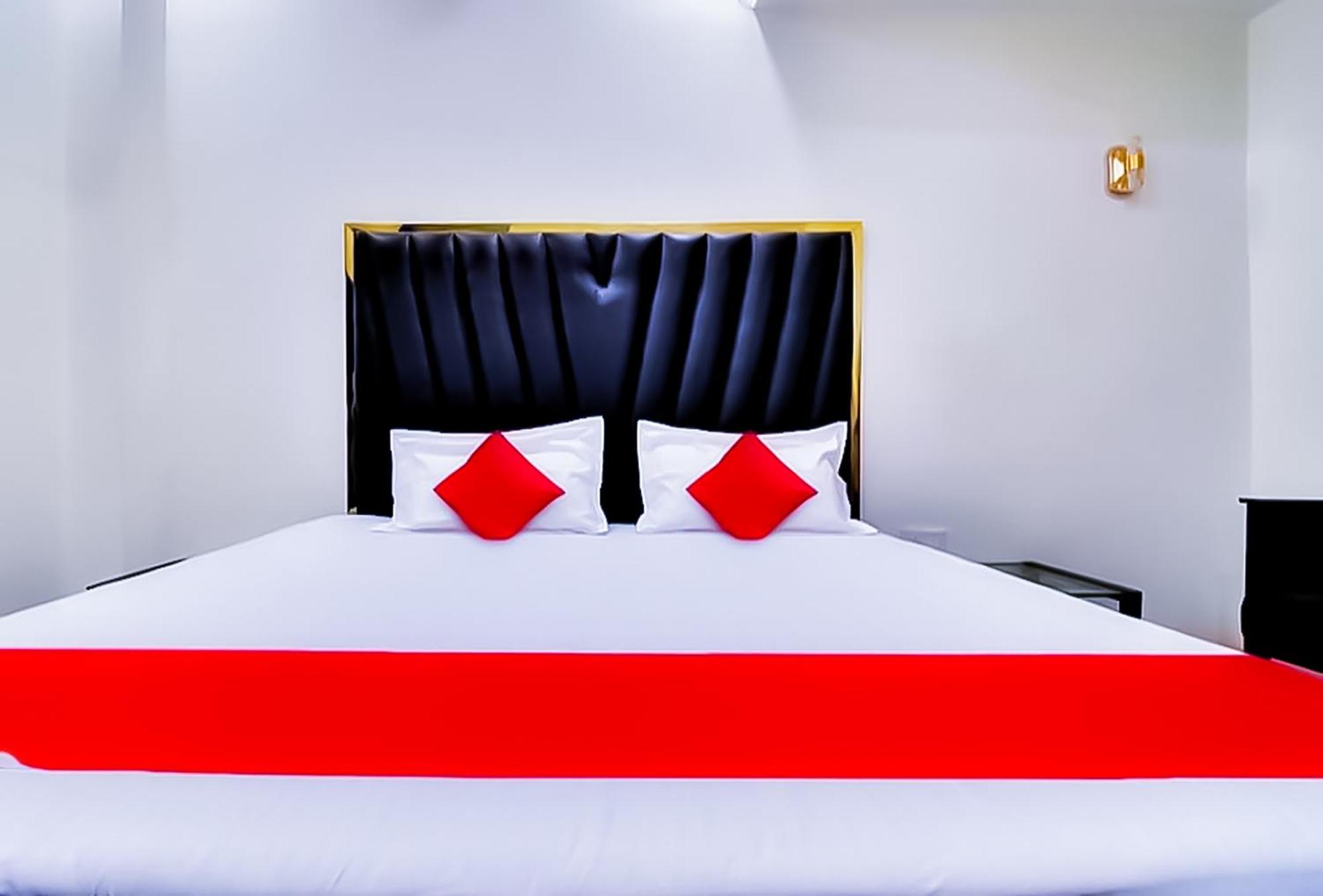 Hotel Sukoon - Ramesh Nagar Új-Delhi Kültér fotó