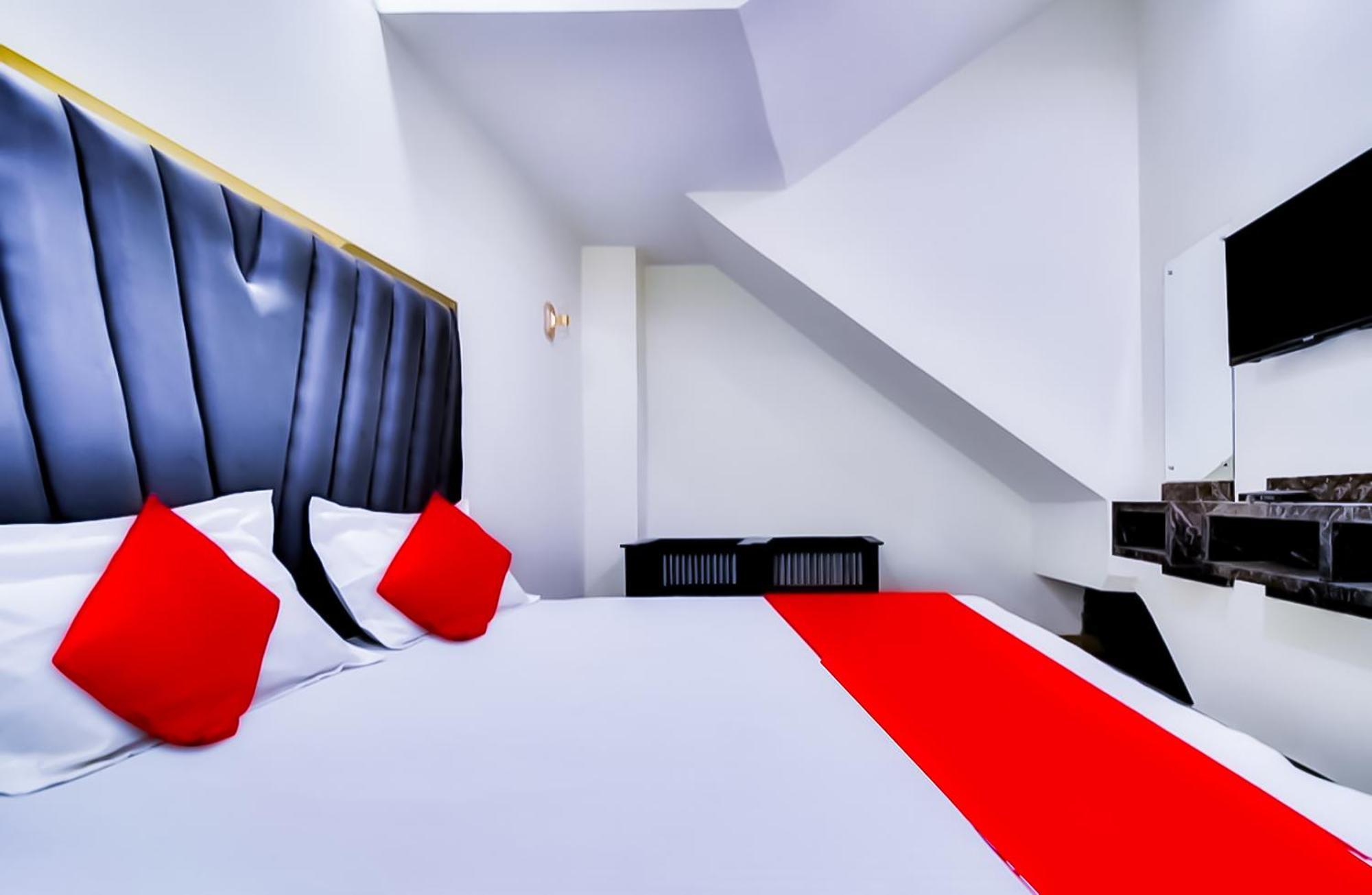 Hotel Sukoon - Ramesh Nagar Új-Delhi Kültér fotó