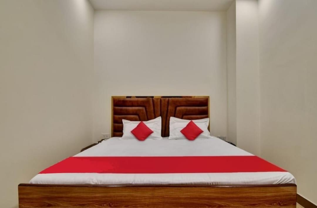 Hotel Sukoon - Ramesh Nagar Új-Delhi Kültér fotó