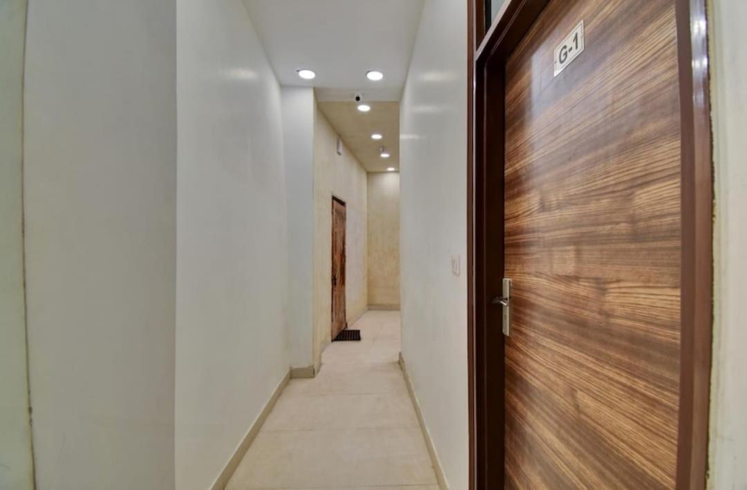 Hotel Sukoon - Ramesh Nagar Új-Delhi Kültér fotó